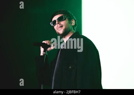 June 5, 2022, Turin, Italy: Flavio Bruno Pardini, professionally known as Gazzelle, performs with his band at a sold out show at the Pala Alpitour in Turin. (Credit Image: © Alessandro Bosio/Pacific Press via ZUMA Press Wire) Stock Photo