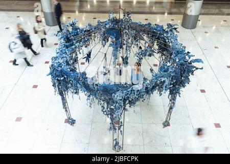 World Environment Day: Canary Wharf Unveils New Artwork Made from  Second-Hand Clothes - 06.06.22 - Canary Wharf Group