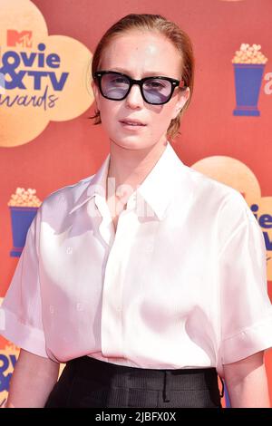 Hannah Einbinder attends the 2022 MTV Movie and TV Awards at Barker