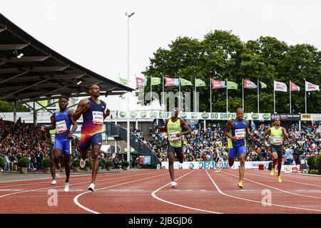 HENGELO - Christopher Taylor, Vernon Norwood, Liemarvin Bonevacia, Trevor Stewart and Terrence Agard in action in the Men's 400m event at the FBK Games. ANP VINCENT JANNINK Stock Photo