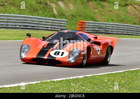 Chris Beighton, Lola T70 MK3B, Masters Sports Car Legends, a one hour optional two driver race featuring open and closed top prototype sports cars and Stock Photo