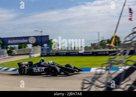 Detroit, MI, USA. 5th June, 2022. TATIANA CALDERON (11) (R) of Bogota, Columbia races through the turns during the Chevrolet Detroit Grand Prix at Belle Isle Park in Detroit MI. (Credit Image: © Walter G. Arce Sr./ZUMA Press Wire) Stock Photo