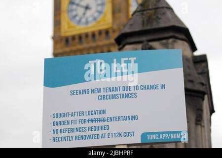London, UK, 6 June 2022 Politicians attend Houses of Parliament for Boris Johnson vote of confidence ballot. Credit: JOHNNY ARMSTEAD/Alamy Live News Stock Photo