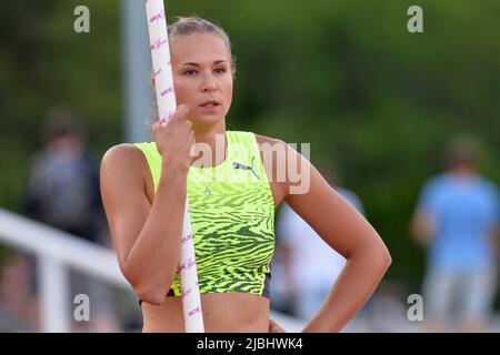 Prague, Czech Republic. 6th June, 2022. AMALIE SVABIKOVA from Czech Republic in Pole Vault Women during the Josef Odlozil Memorial Athletic Classic Meeting EA Continental Bronze Tour in Prague in the Czech Republic. (Credit Image: © Slavek Ruta/ZUMA Press Wire) Stock Photo