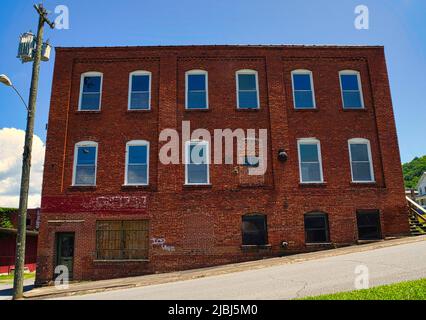 Abandoned building in Hinton WV USA Stock Photo