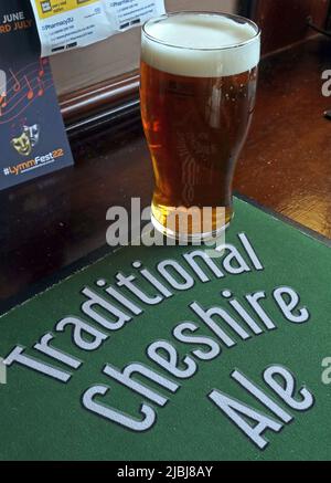 Traditional Cheshire Ale, The Brewery Tap, 18 Bridgewater Street, Lymm, Cheshire, England, UK,  WA13 0AB Stock Photo