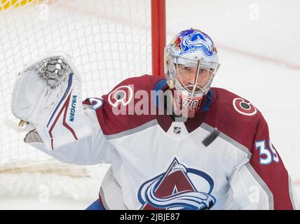 Francouz Adds Special Touch to Goalie Mask