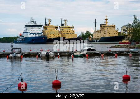 Icebreakers' quayside Jäänmurtajien laituri Stock Photo