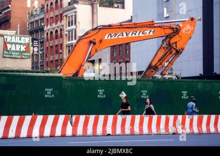 Construction of senior affordable housing replacing the John Q. Aymar building in Chelsea in New York on Wednesday, May 25, 2022. (© Richard B. Levine) Stock Photo