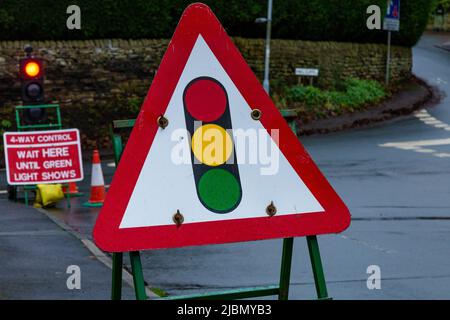Temporary Traffic Light Sign Stock Photo - Alamy