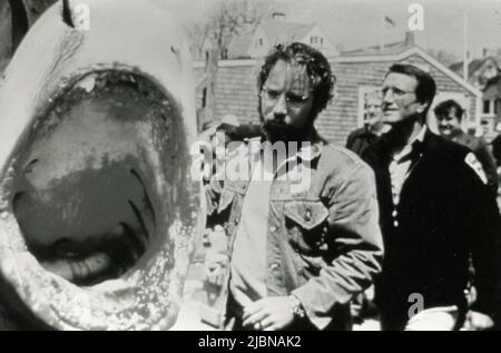 American actors Richard Dreyfuss and Roy Scheider in the movie Jaws, USA 1975 Stock Photo
