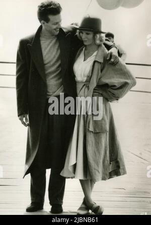 American actors Mickey Rourke and Kim Basinger in the movie 9 and 1/2 Weeks, USA 1986 Stock Photo