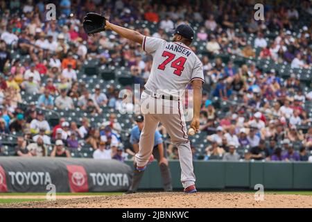 Atlanta Braves pitcher Kenley Jansen delivers against the Miami