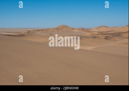 Sand structures in the Namibian desert Stock Photo