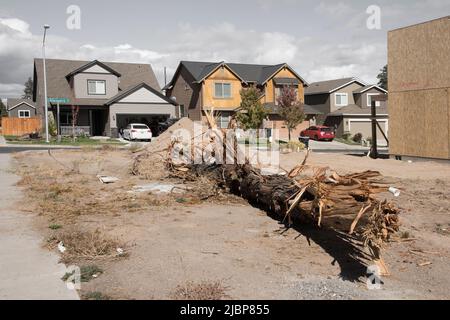 USA, Oregon, New Bend, Reed Market RD and SE 5th street, 2016 Stock Photo