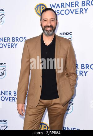 Los Angeles, USA. 07th June, 2022. Tony Hale walking on the red carpet at the NRDC night of Comedy at Neuehouse Hollywood in Los Angeles, CA on June 7, 2022. (Photo By Scott Kirkland/Sipa USA) Credit: Sipa USA/Alamy Live News Stock Photo