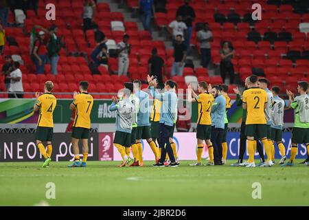 Doha, Qatar. 7th June, 2022. Team Australia celebrate after winning the World Cup Qatar 2022 Asian Qualifying playoff game between Australia and the United Arabic Emirates (UAE) at Ahmad Bin Ali Stadium in Doha, capital of Qatar, June 7, 2022. Credit: Nikku/Xinhua/Alamy Live News Stock Photo