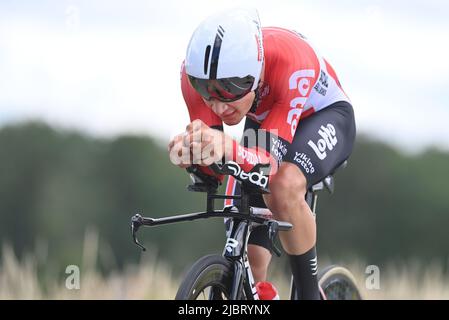 Belgian Sebastien Grignard of Lotto Soudal pictured in action during the fourth stage of the Criterium du Dauphine cycling race, an 31,9km individual time trial between Montbrison and La Batie d'Urfe, France, Wednesday 08 June 2022. BELGA PHOTO DAVID STOCKMAN Stock Photo
