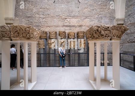 France, Paris, Cluny Museum - National Museum of the Middle Ages, room 3, Romanesque Art, abbey church of Saint Germain des Pres, twelve back-to-back capitals Stock Photo