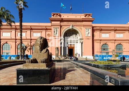 Egypt, Cairo, downtown, Egyptian museum of Cairo Stock Photo