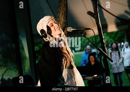 Copenhagen, Denmark. 27th, May 2022. The French singer and music producer Oklou performs a live concert during the Danish scince festival Bloom Festival 2022 in Sondermarken, Copenhagen. (Photo credit: Gonzales Photo - Malthe Ivarsson). Stock Photo