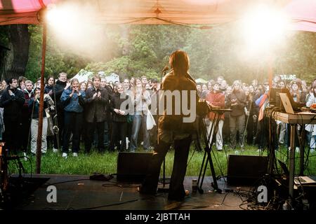 Copenhagen, Denmark. 27th, May 2022. The Norwegian eletropop act Sassy 009 performs a live concert during the Danish science festival Bloom Festival 2022 in Sondermarken, Copenhagen. (Photo credit: Gonzales Photo - Malthe Ivarsson). Stock Photo