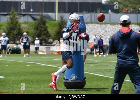 FOXBOROUGH, MA - JUNE 08: New England Patriots defensive back Jonathan  Jones (31) during Day 2 of mandatory New England Patriots minicamp on June  8, 2022, at the Patriots Training Facility at