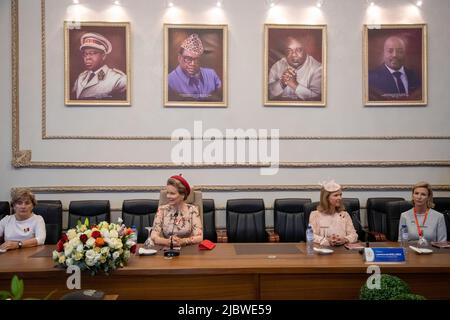 Congo, 08 June 2022. Queen Mathilde (2L) of Belgium pictured during a meeting at the Palais de la Nation, in Kinshasa, during an official visit of the Belgian Royal couple to the Democratic Republic of Congo, Wednesday 08 June 2022. The Belgian King and Queen will be visiting Kinshasa, Lubumbashi and Bukavu from June 7th to June 13th. BELGA PHOTO NICOLAS MAETERLINCK