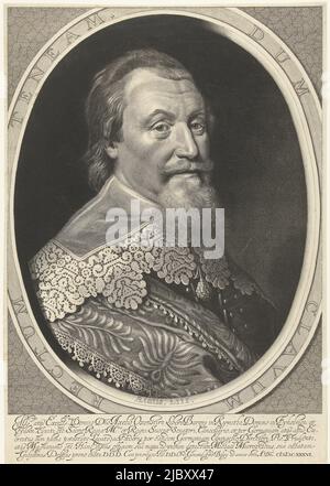 Portrait of Count Axel Oxenstierna, chestpiece with lace collar in oval frame with Latin motto. In lower margin Latin inscription in five lines, Portrait of Axel Oxenstierna, print maker: Willem Jacobsz. Delff, (mentioned on object), after: Michiel Jansz van Mierevelt, (mentioned on object), Staten-Generaal, (mentioned on object), Delft, 1636, paper, engraving, h 421 mm × w 296 mm Stock Photo