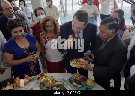 Non Exclusive: Jun 8, 2022, Mexico City, Mexico:  Secretary of Economic Development of Mexico City Fadlala Akabani and Iztapalapa Mayor Clara Brugada Stock Photo