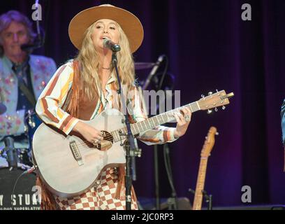 June 8, 2022 - Nashville, Tennessee; USA - Musician LAINEY WILSON performs as part of the 19th annual Marty Stuart Late Night Jam that took place at the Ryman Auditorium.  Copyright 2022 Jason Moore. (Credit Image: © Jason Moore/ZUMA Press Wire) Stock Photo