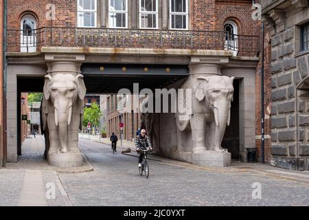 Elephant Gate at Carlsberg Brewery, Copenhagen Stock Photo