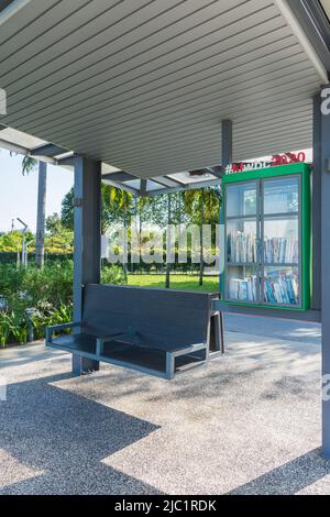 Kuala Lumpur, Malaysia - May 13,2022 : Scenics view of the public bench with library located in the Titiwangsa Lake Gardens, Kuala Lumpur Malaysia. Stock Photo