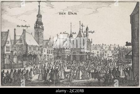 View of Dam Square in Amsterdam. On the left the Old City Hall, still with its spire demolished in 1615. To its right the Wisselbank and, in the background, the Nieuwe Kerk. In the middle the Waag. View of the Old Town Hall, the Wisselbank, the New Church and the Weighing House on Dam Square in Amsterdam., print maker: Claes Jansz. Visscher (II), Amsterdam, 1611, paper, etching, engraving, h 97 mm × w 157 mm Stock Photo