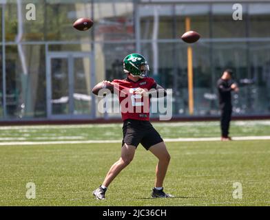 June 9, 2022, Florham Park, New Jersey, USA: New York Jets' offensive  linemen Laken Tomlinson (78) during organized team activities at the  Atlantic Health Jets Training Center, Florham Park, New Jersey. Duncan