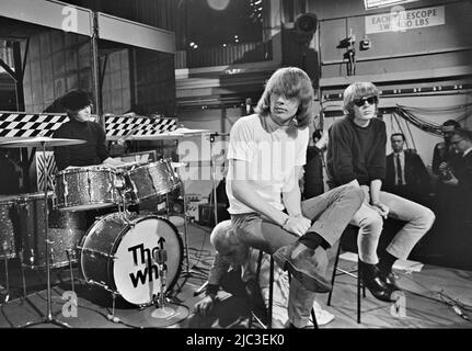 WALKER BROTHERS American pop group on Ready, Steady.Go ! in April 1965.  From left: Gary Leeds, John Maus, Scott Walker. Photo: Tony Gale Stock Photo