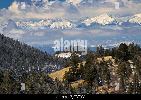 Fresh snow comes to the Cripple Creek / Victor mining district and the Sangre de Cristo Mountain Range of Colorado Stock Photo