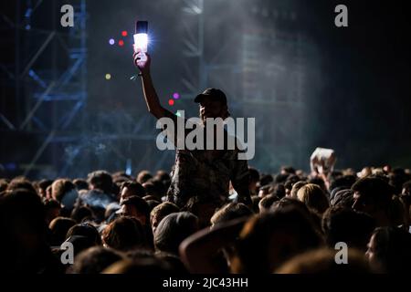 Porto, Portugal. 09th June, 2022. Fans seen during the Tame Impala concert performing at the NOS stage during the 2022 NOS Primavera Sound in Porto. (Photo by Diogo Baptista/SOPA Images/Sipa USA) Credit: Sipa USA/Alamy Live News Stock Photo