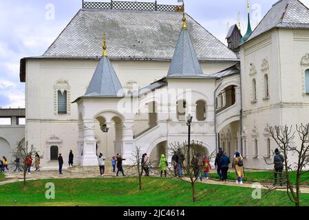Rostov, Yaroslavl region, Russia, 05.04.2022. The white-stone Rostov Kremlin. Staircase to the Red Chambers from the Bishop's Court, Russian architect Stock Photo
