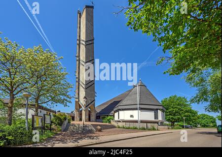 St. Hedwig, Roman Catholic parish church in the Thingers district, Kempten, Allgaeu, Bavaria, Germany Stock Photo