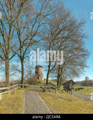 Windmill called De Grobbemolen *** Local Caption *** Netherlands ...