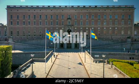 The Royal Palace 2022 Caption: Golden Halls And Dark Cellar Vaults. The ...