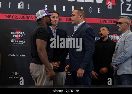 LONDON, UNITED KINGDOM. 10th Jun, 2022. Promoter Eddie Hearn looks on as Derek Chisora of Great Britain and Kubrat Pulev of Bulgaria face off during Matchroomboxing Presents Chisora vs. Pulev 2 Press Conference at Canary Riverside Plaza Hotel on Friday, June 10, 2022 in LONDON (Editorial use only, license required for commercial use. No use in betting, games or a single club/league/player publications.) Credit: Taka G Wu/Alamy Live News Stock Photo