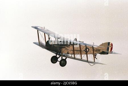 1970s, in-flight a Bristol F2B, a two-seater WW1 fighter and reconnaisance aircraft which first flew in 1916. D8096 was built in 1918, but was too late to see service during the First World War, but was used by No. 208 Squadron in Turkey in 1923. Brought in 1936 by Captain C.P.B. Ogilvie, it was then was acquired by the Shuttleworth Collection and restored by the Bristol Aeroplane Company, flying again in February 1952. Stock Photo