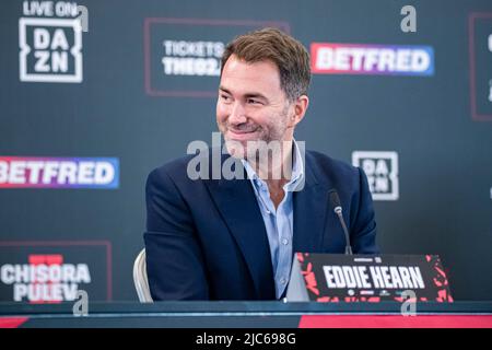 LONDON, UNITED KINGDOM. 10th Jun, 2022. Matchroom Boxing promoter Eddie Hearn during Matchroomboxing Presents Chisora vs. Pulev 2 Press Conference at Canary Riverside Plaza Hotel on Friday, June 10, 2022 in LONDON (Editorial use only, license required for commercial use. No use in betting, games or a single club/league/player publications.) Credit: Taka G Wu/Alamy Live News Stock Photo