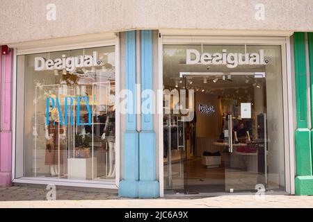 ORANJESTAD, ARUBA - DECEMBER 4, 2021: Desigual clothing store at Plaza Daniel Leo Square in the city center of Oranjestad on Aruba Stock Photo