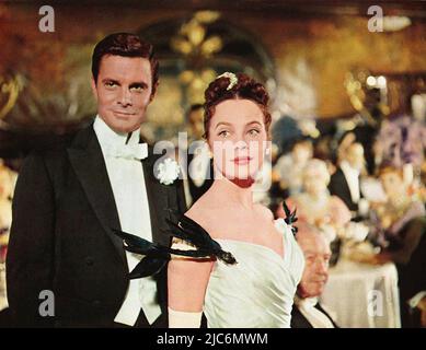 Louis Jordan, Leslie Caron, 'Gigi' (1958).  File Reference # 34145-898 Stock Photo