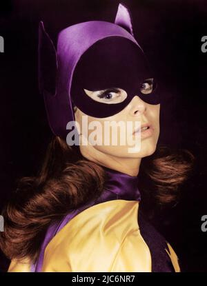 Yvonne Craig, in character as Batgirl Batman Season 3, TV Series (1967).  Photo credit: ABC File Reference # 34145-963 Stock Photo - Alamy
