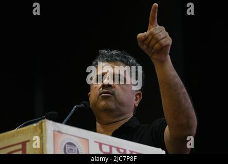 New Delhi, India. 10th June, 2022. NEW DELHI, INDIA - JUNE 10: author Omendra Ratnu address after Union Home Minister Amit Shah release a Book 'Maharana: Sahastra Varshon Ka Dharmyudh' on June 10, 2022 in New Delhi, India. Union Home Minister Amit Shah stated that historians have always given more importance to Mughals when recording the history of India while they have completely ignored the rules of empires like Pandyas, Cholas, Mauryas, Guptas and Ahoms. (Photo by Sonu Mehta/Hindustan Times/Sipa USA) Credit: Sipa USA/Alamy Live News Stock Photo