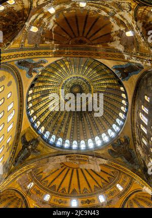 Exquisitely decorated dome of the Hagia Sophia, Istanbul, Türkiye. Stock Photo